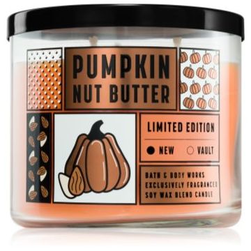 Bath & Body Works Pumpkin Nut Butter lumânare parfumată