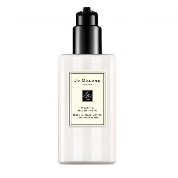 PEONY&BLUSH SUEDE BODY&HAND LOTION 250 ml ieftin