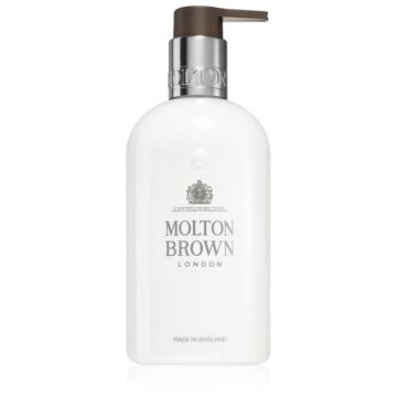 Molton Brown Rhubarb & Rose loțiune de corp hidratantă