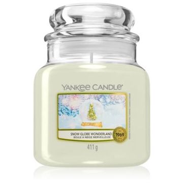 Yankee Candle Snow Globe Wonderland lumânare parfumată