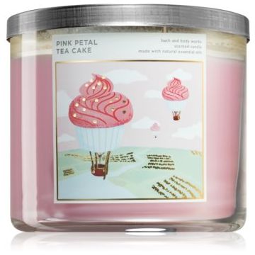 Bath & Body Works Pink Petal Tea Cake lumânare parfumată