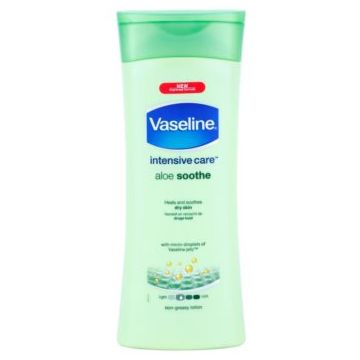 Vaseline Aloe Soothe lotiune hidratanta cu aloe vera