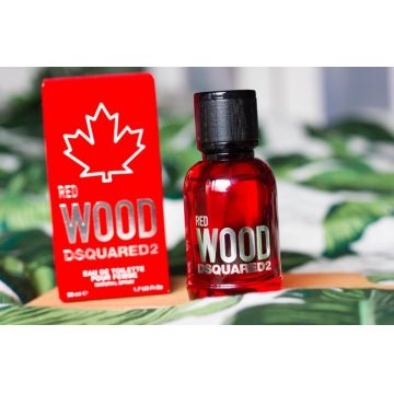 Dsquared2 Red Wood, Apa de Toaleta, Femei (Concentratie: Apa de Toaleta, Gramaj: 50 ml) ieftin