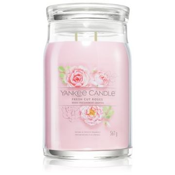 Yankee Candle Fresh Cut Roses lumânare parfumată Signature la reducere