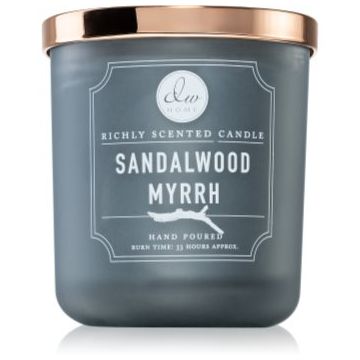 DW Home Signature Sandalwood Myrrh lumânare parfumată ieftin