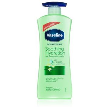 Vaseline Intensive Care lapte de corp calmant cu pompa